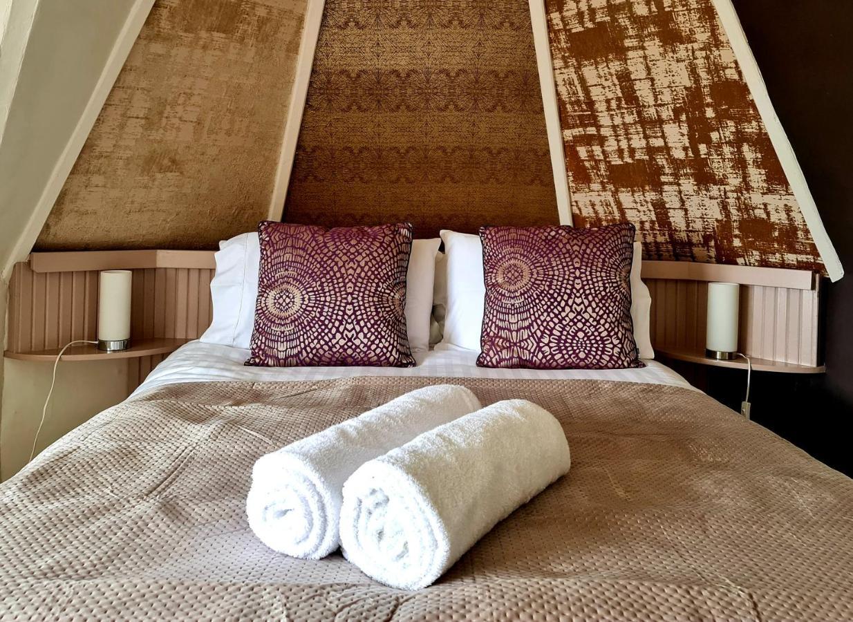 Westwell Hall Guest Accommodation, Bed & Breakfast, Luxury Rooms Илфракомб Екстериор снимка