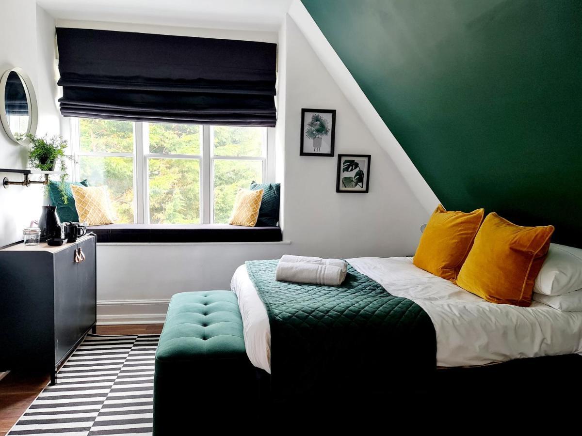 Westwell Hall Guest Accommodation, Bed & Breakfast, Luxury Rooms Илфракомб Екстериор снимка