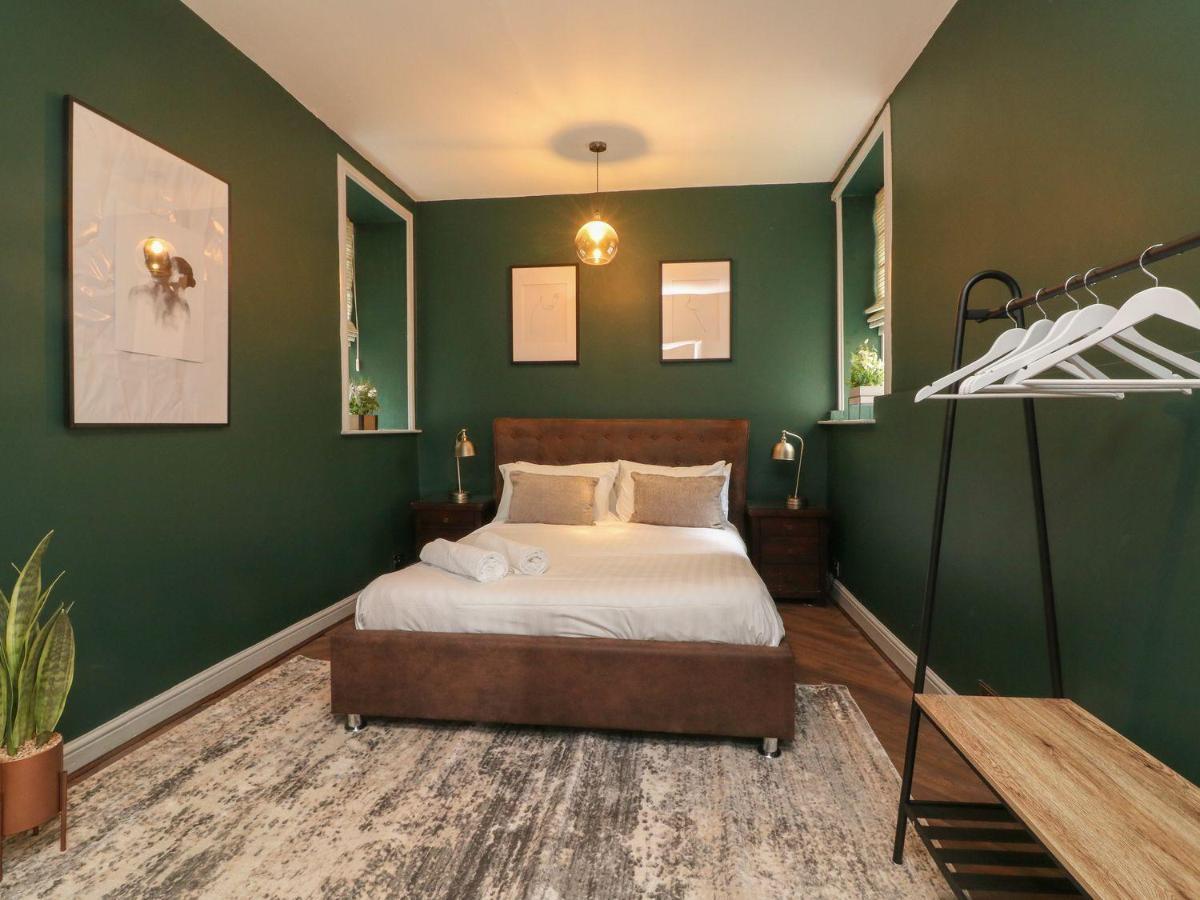 Westwell Hall Guest Accommodation, Bed & Breakfast, Luxury Rooms Илфракомб Екстериор снимка